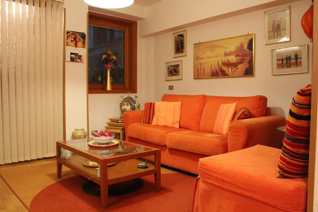 Francesca'S Home Taormine 0*,